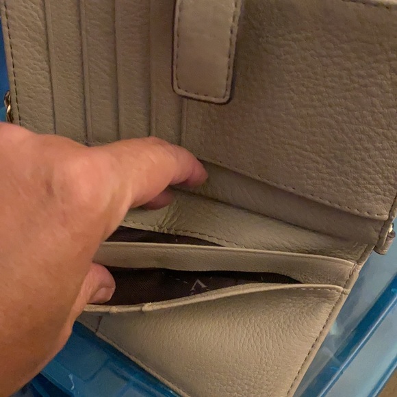 Vince Camuto Tan Wallet - Picture 5 of 10